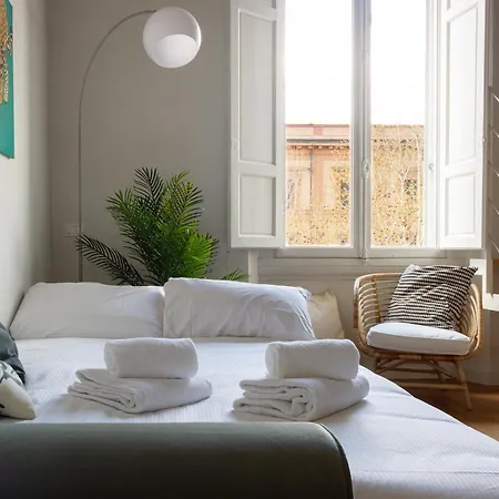 Liberta Bright And Stylish Firenze